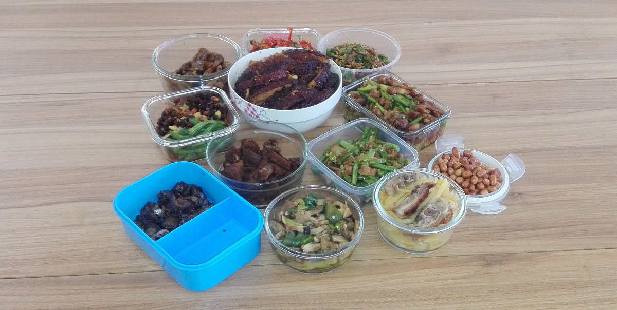 一簞食，一豆羹，魚，我所欲也，肉，亦我所欲也