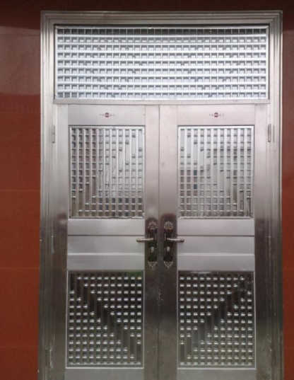 不銹鋼防盜門廠家，堅(jiān)固結(jié)實(shí)又耐用，不銹鋼防盜門