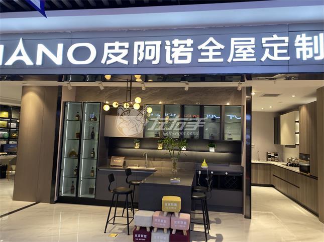 一口氣跑遍整個深圳的家居賣場，一招解決了商家的燃眉之急